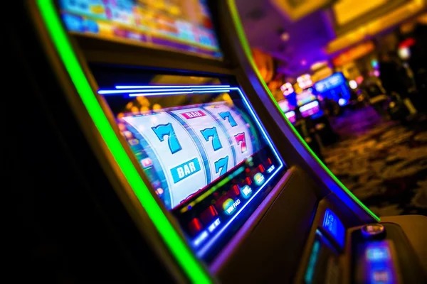 slot spaceman user Mobile user and Brand